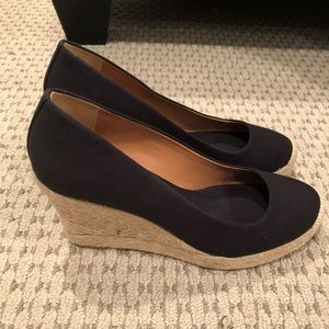 New! Black canvas espadrille wedges!